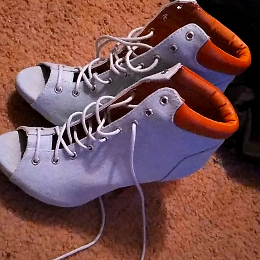 Blue jean shoes